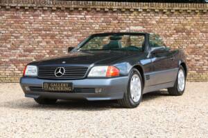 Image 11/50 of Mercedes-Benz 500 SL (1992)