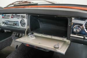 Bild 19/36 von Mercedes-Benz 230 SL (1966)