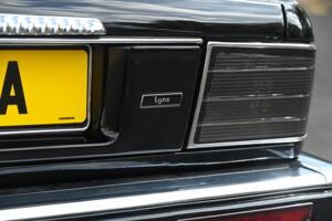 Image 10/21 of Daimler XJ 6 4.0 (1990)