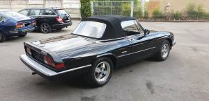 Image 4/32 of Alfa Romeo Spider Veloce (1987)