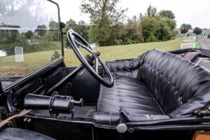 Bild 34/37 von Ford Modell T (1918)