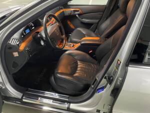 Bild 4/6 von Mercedes-Benz S 55 AMG (2003)