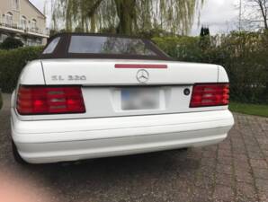 Afbeelding 2/8 van Mercedes-Benz SL 320 (1995)