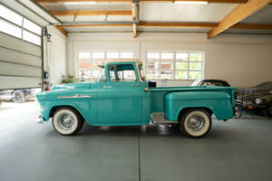 Bild 2/38 von Chevrolet Apache Stepside (1958)