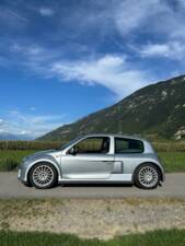Image 5/7 of Renault Clio II V6 (2002)