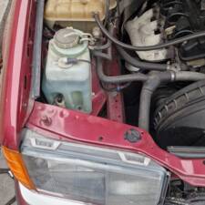 Immagine 77/162 di Mercedes-Benz 230 CE (1989)