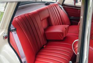 Bild 26/33 von Mercedes-Benz 300 SE (1965)