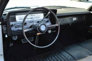Image 27/50 of Lincoln Continental Convertible (1967)