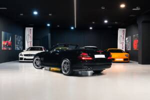 Image 7/31 of Mercedes-Benz SL 55 AMG (2003)