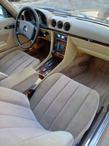 Image 5/9 of Mercedes-Benz 450 SLC (1979)