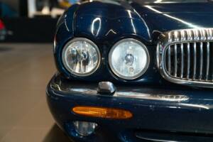 Bild 21/50 von Daimler Super V8 (1997)