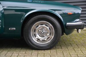 Image 14/29 de Jaguar XJ 12 (1992)