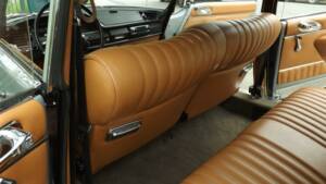 Image 17/35 of Citroën DS 21 Pallas (1969)