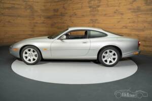 Bild 15/19 von Jaguar XK8 4.0 (2000)