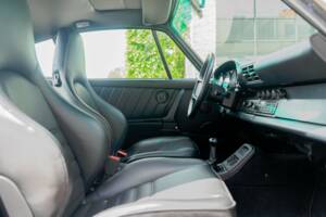 Bild 25/31 von Porsche 911 Carrera 4 (1990)