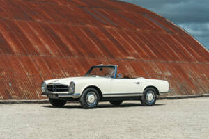Image 1/45 of Mercedes-Benz 280 SL (1970)