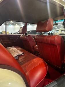 Image 17/21 of Mercedes-Benz 240 D 3,0 (1976)