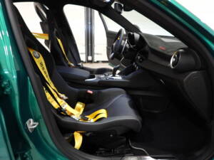 Afbeelding 10/15 van Alfa Romeo Giulia GTAm (2021)