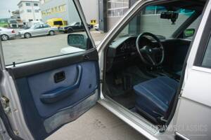 Image 32/59 of BMW 528i (1982)