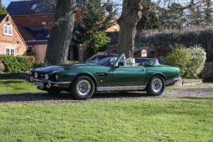 Image 2/30 of Aston Martin V8 EFi Volante (1989)