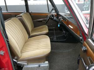 Afbeelding 13/23 van BMW 2000 tilux (1967)