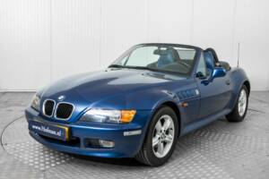 Bild 18/50 von BMW Z3 1.9i (2000)
