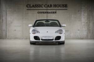Bild 23/100 von Porsche 911 Carrera 4S (2004)