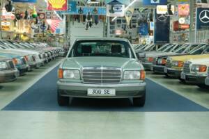 Bild 4/50 von Mercedes-Benz 300 SE (1986)