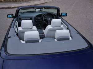 Image 48/50 de BMW 328i (1995)