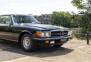 Image 9/36 of Mercedes-Benz 380 SLC (1981)