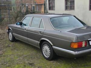 Immagine 8/8 di Mercedes-Benz 260 SE (1986)