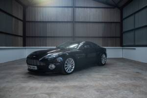 Image 23/50 de Aston Martin V12 Vanquish (2004)