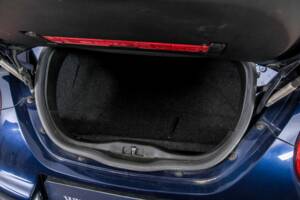 Immagine 42/50 di Volkswagen New Beetle 1.6 (2004)
