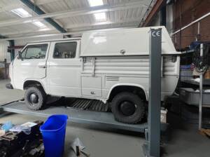 Bild 8/27 von Volkswagen T4 Kastenwagen 2.5 Syncro (1991)