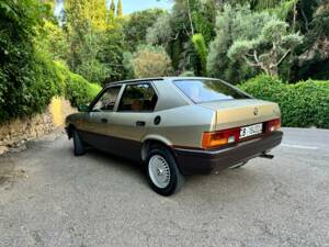 Bild 3/28 von Alfa Romeo 33 - 1.5 (1984)