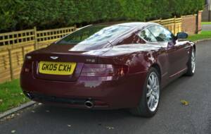 Bild 12/50 von Aston Martin DB 9 (2005)