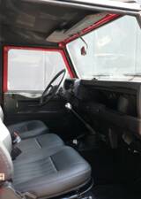 Image 30/38 of Land Rover 110 (1989)