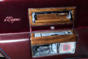 Image 34/58 of Cadillac Brougham Elegance (1988)