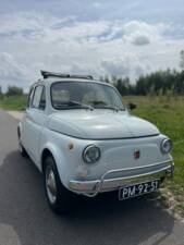 Image 1/24 of FIAT 500 L (1972)