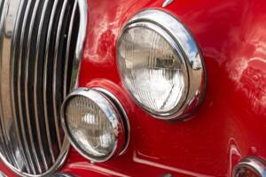 Image 41/50 of Jaguar Mk II 3.8 (1964)