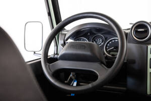 Image 9/36 of Land Rover Defender (2016)