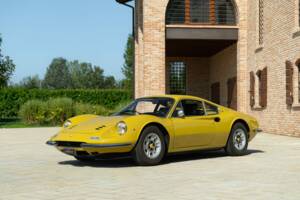 Image 2/50 of Ferrari Dino 246 GT (1971)