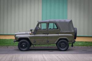 Image 3/35 of UAZ 31512 (2003)