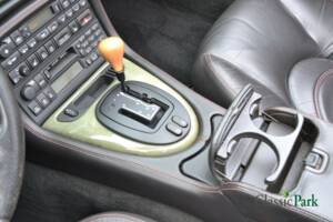 Image 48/50 of Jaguar XKR &quot;Silverstone&quot; (2000)