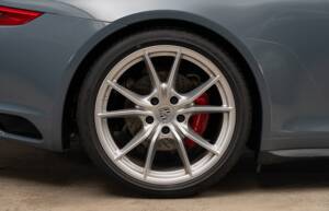 Image 18/37 of Porsche 911 Targa 4S (2016)