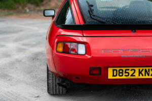 Image 28/50 of Porsche 928 S (1986)