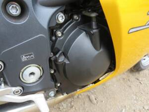 Image 21/39 of Triumph DUMMY (2006)