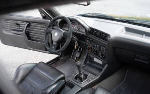 Image 67/91 of BMW M3 Sport Evo (1990)