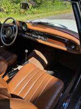 Image 8/19 of Mercedes-Benz 250 SE (1965)