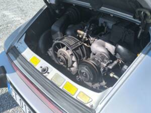 Bild 8/40 von Porsche 911 Carrera 3.2 (WTL) (1986)
